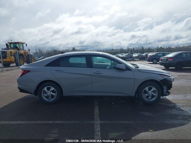 KMHLM4AG8NU315385 Hyundai ELANTRA SEL