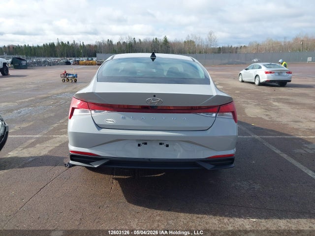 KMHLM4AG8NU315385 Hyundai ELANTRA SEL