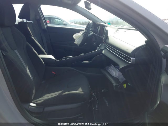 KMHLM4AG8NU315385 Hyundai ELANTRA SEL