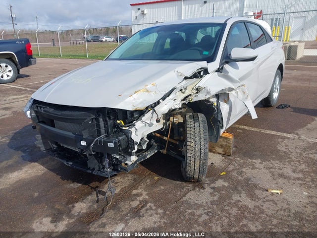 KMHLM4AG8NU315385 Hyundai ELANTRA SEL