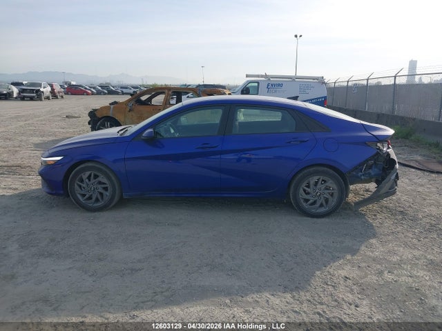 KMHLM4DGXRU793129 Hyundai ELANTRA SEL