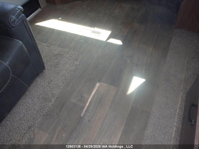 51W123120R1028558 Outdoor Rv Mfg Timber Ridge