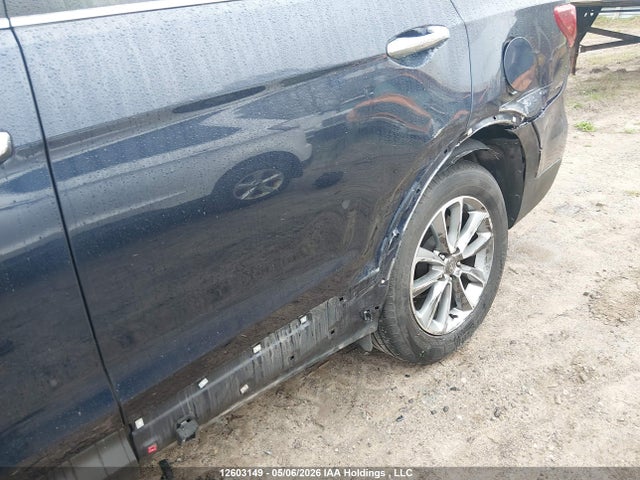 KM8SNDHF2HU211064 Hyundai Santa Fe Se/limited