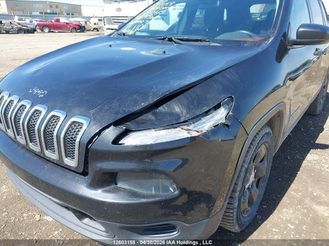 1C4PJLAB7EW322619 Jeep Cherokee Sport