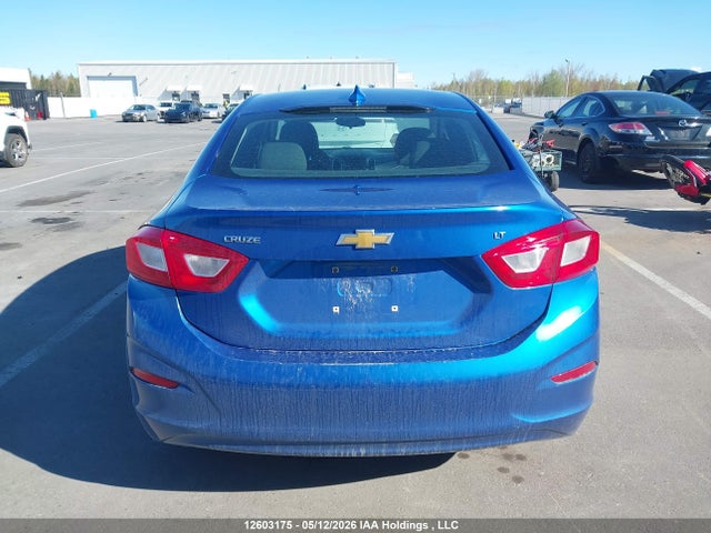 2017 Chevrolet Cruze Lt მანქანა იყიდება აუქციონზე, vin: 3G1BE5SM4HS502000, აუქციონის ნომერი: 12603175