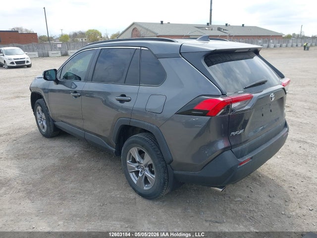 Продаж на аукціоні авто 2022 Toyota Rav4, vin: 2T3R1RFV3NC260800, номер лоту: 12603184