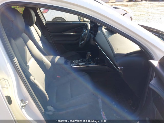 12603202 :رقم المزاد ، 3MVDMBCM4RM619290 vin ، 2024 Mazda Cx-30 Preferred مزاد بيع