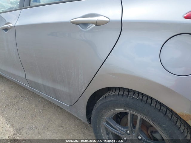 Продаж на аукціоні авто 2013 Hyundai Elantra Gt Gl, vin: KMHD25LE9DU075984, номер лоту: 12603203