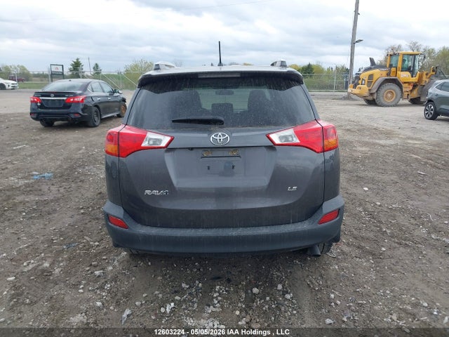 2T3ZFREV1FW206124 Toyota RAV4 LE