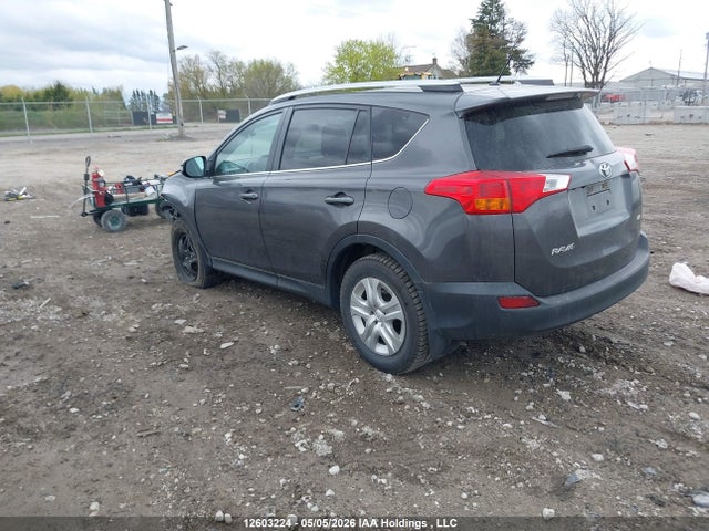 2T3ZFREV1FW206124 Toyota RAV4 LE
