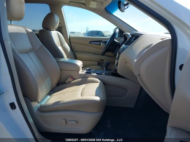 Продажа на аукционе авто 2016 Nissan Pathfinder S/sv/sl/platinum, vin: 5N1AR2MMXGC660554, номер лота: 12603237