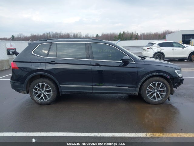 3VV2B7AXXJM082889 Volkswagen Tiguan Comfortline