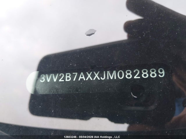 3VV2B7AXXJM082889 Volkswagen Tiguan Comfortline