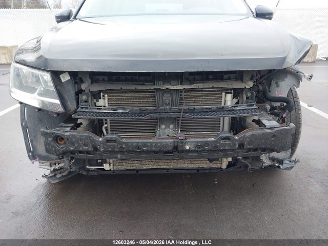3VV2B7AXXJM082889 Volkswagen Tiguan Comfortline
