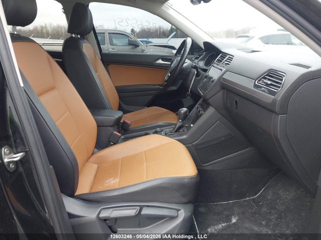 3VV2B7AXXJM082889 Volkswagen Tiguan Comfortline