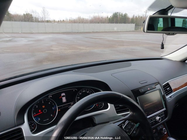 Aukcja sprzedaży 2013 Volkswagen Touareg 3.0 Tdi Comfortline/3.0 Tdi Execline/3.0 Tdi Highline, vin: WVGEP9BP9DD010245, numer aukcji: 12603250