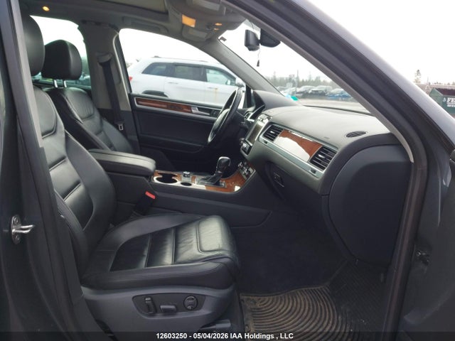 Aukcja sprzedaży 2013 Volkswagen Touareg 3.0 Tdi Comfortline/3.0 Tdi Execline/3.0 Tdi Highline, vin: WVGEP9BP9DD010245, numer aukcji: 12603250