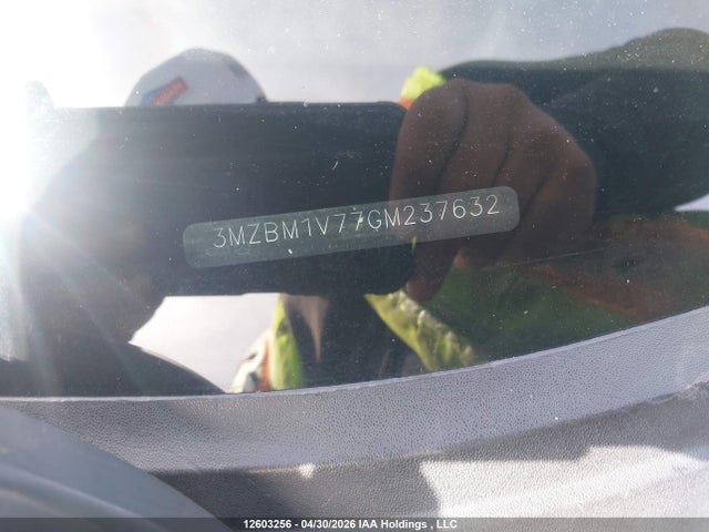 12603256 :رقم المزاد ، 3MZBM1V77GM237632 vin ، 2016 Mazda Mazda3 Gs مزاد بيع