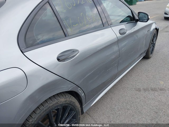 55SWF6GB8FU026406 Mercedes-Benz C 400 4matic