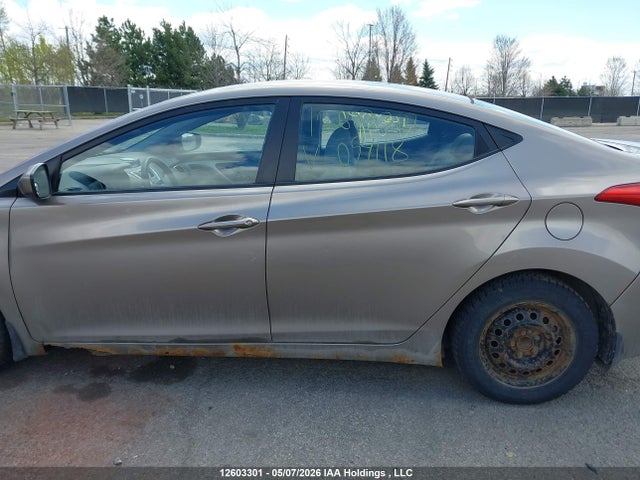 2011 Hyundai Elantra მანქანა იყიდება აუქციონზე, vin: 5NPDH4AE3BH054118, აუქციონის ნომერი: 12603301
