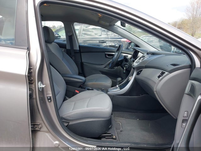 2011 Hyundai Elantra მანქანა იყიდება აუქციონზე, vin: 5NPDH4AE3BH054118, აუქციონის ნომერი: 12603301