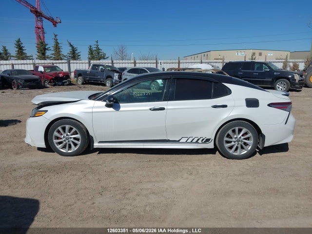 4T1B61HK3JU084310 Toyota Camry
