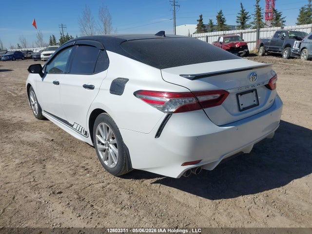 4T1B61HK3JU084310 Toyota Camry
