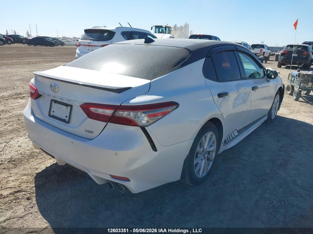 4T1B61HK3JU084310 Toyota Camry