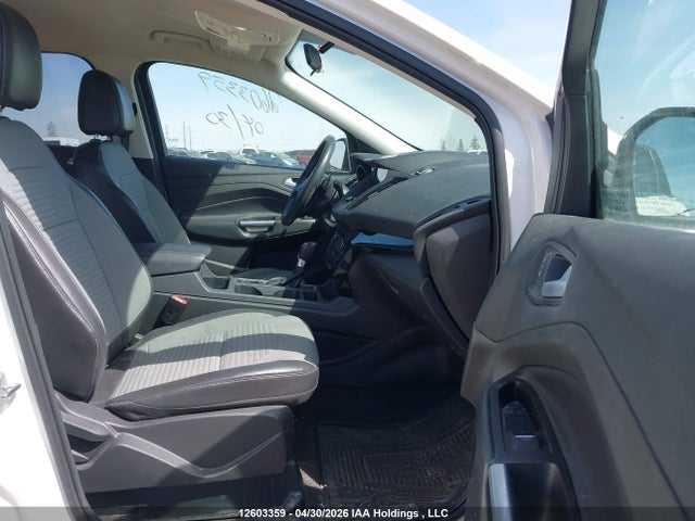Продаж на аукціоні авто 2017 Ford Escape Se, vin: 1FMCU9GD2HUC82852, номер лоту: 12603359