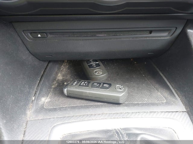 JM1BM1U73E1118569 Mazda 3 SPORT