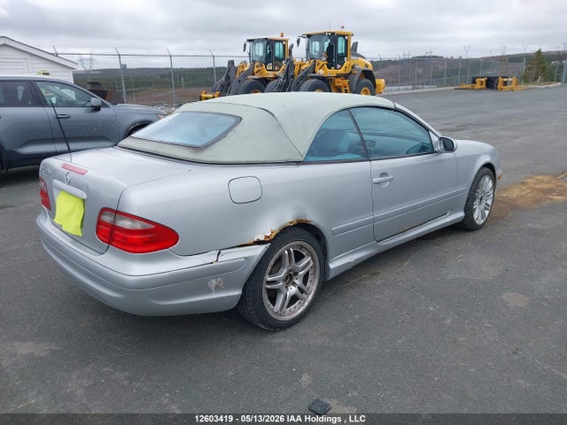 2001 Mercedes-benz Clk 430 მანქანა იყიდება აუქციონზე, vin: WDBLK70G81T074911, აუქციონის ნომერი: 12603419