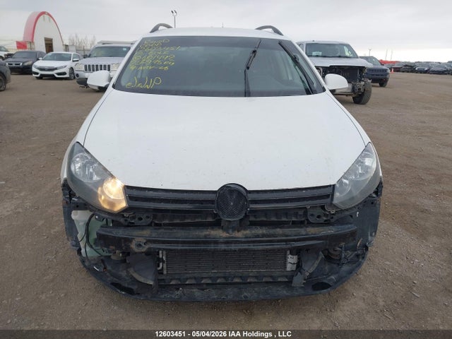 2013 Volkswagen Golf 2.0 Tdi Comfortline/2.0 Tdi Highline მანქანა იყიდება აუქციონზე, vin: 3VWPL7AJ3DM601442, აუქციონის ნომერი: 12603451