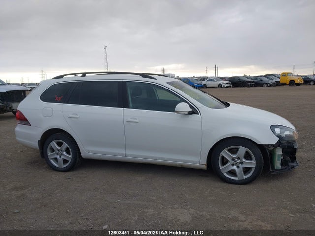 2013 Volkswagen Golf 2.0 Tdi Comfortline/2.0 Tdi Highline მანქანა იყიდება აუქციონზე, vin: 3VWPL7AJ3DM601442, აუქციონის ნომერი: 12603451