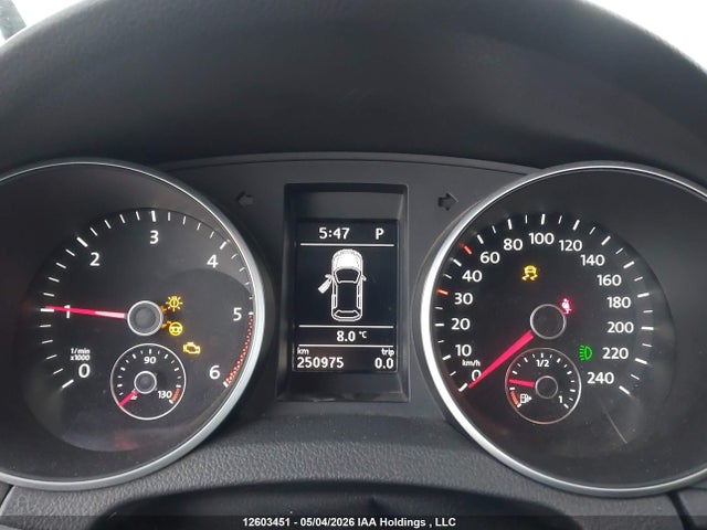 2013 Volkswagen Golf 2.0 Tdi Comfortline/2.0 Tdi Highline მანქანა იყიდება აუქციონზე, vin: 3VWPL7AJ3DM601442, აუქციონის ნომერი: 12603451