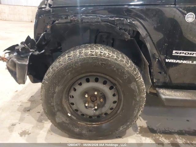 1C4AJWAG0GL294704 Jeep Wrangler Sport