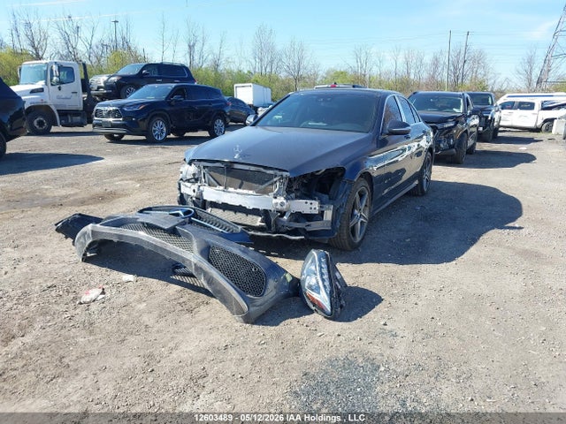 2015 Mercedes-benz C 300 4matic მანქანა იყიდება აუქციონზე, vin: 55SWF4KB7FU063331, აუქციონის ნომერი: 12603489