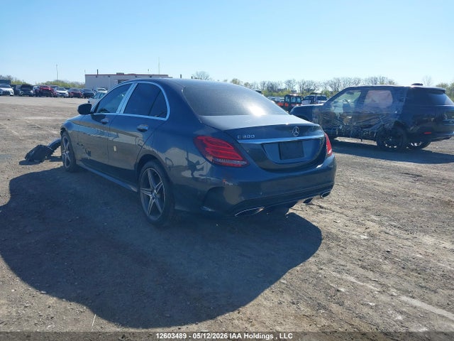 2015 Mercedes-benz C 300 4matic მანქანა იყიდება აუქციონზე, vin: 55SWF4KB7FU063331, აუქციონის ნომერი: 12603489