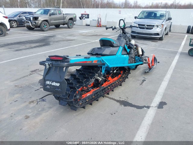 2BPSVCKD5KV000040 Skidoo Skidoo.