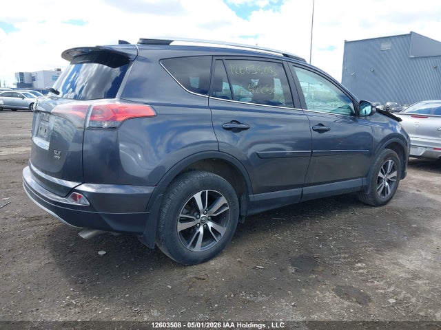 2T3RFREVXGW422829 Toyota Rav4 Xle