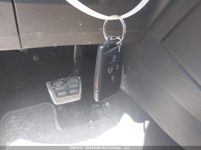 2023 Volkswagen Tiguan მანქანა იყიდება აუქციონზე, vin: 3VV8B7AX1PM083528, აუქციონის ნომერი: 12603518