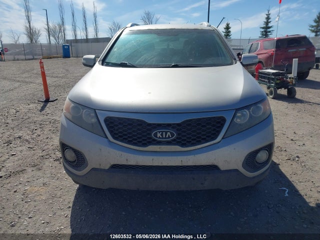 2013 Kia Sorento Lx მანქანა იყიდება აუქციონზე, vin: 5XYKTDA20DG352292, აუქციონის ნომერი: 12603532
