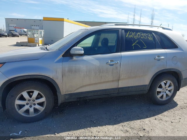 2013 Kia Sorento Lx მანქანა იყიდება აუქციონზე, vin: 5XYKTDA20DG352292, აუქციონის ნომერი: 12603532