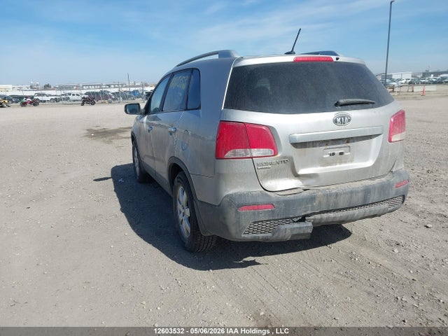 2013 Kia Sorento Lx მანქანა იყიდება აუქციონზე, vin: 5XYKTDA20DG352292, აუქციონის ნომერი: 12603532