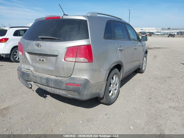 2013 Kia Sorento Lx მანქანა იყიდება აუქციონზე, vin: 5XYKTDA20DG352292, აუქციონის ნომერი: 12603532