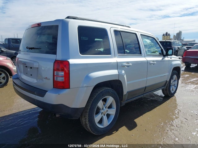 1C4NJRAB1ED568927 Jeep Patriot Sport/north