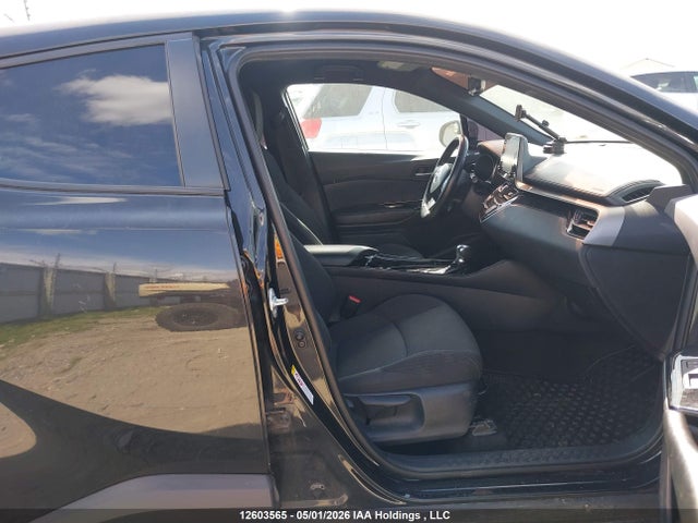 2019 Toyota C-hr მანქანა იყიდება აუქციონზე, vin: NMTKHMBX3KR077365, აუქციონის ნომერი: 12603565