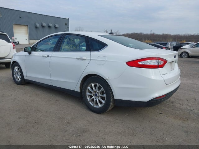 12596117 :رقم المزاد ، 3FA6P0G70FR259563 vin ، 2015 Ford Fusion S مزاد بيع