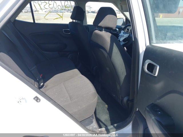 Hyundai Venue Essential Manual 2022 KMHRB8A33NU175654 Image 8