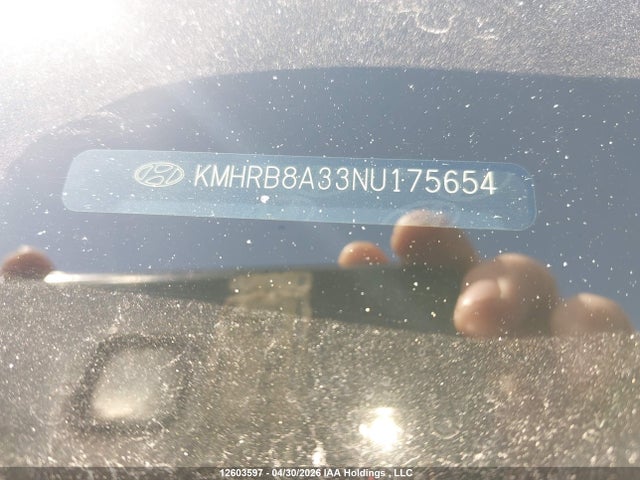 Hyundai Venue Essential Manual 2022 KMHRB8A33NU175654 Image 9