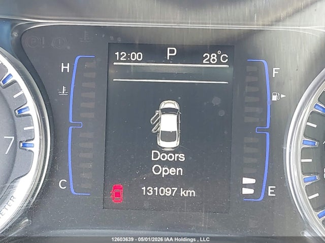 Chrysler 200 Limited 2016 1C3CCCAB5GN198047 Image 15